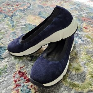 Johnston & Murphy Blue and White Sneakers with Comfort Sole